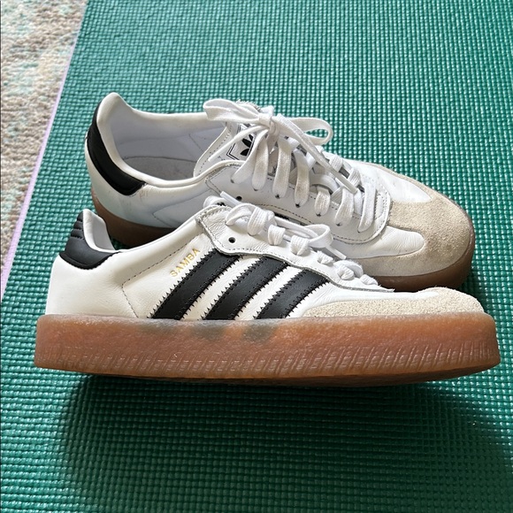 adidas Shoes - Adidas samba sneakers